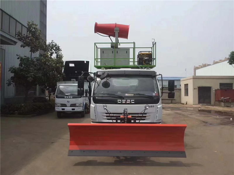 机械化清扫车 北京奔驰扫路车图片